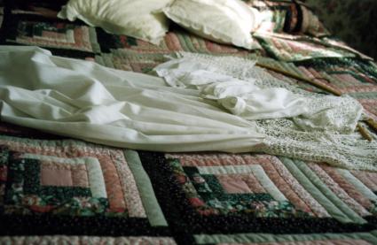 How to Buy Women's Sleepwear