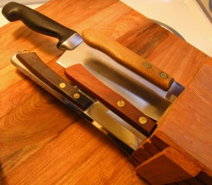 How to Buy Kitchen Knives