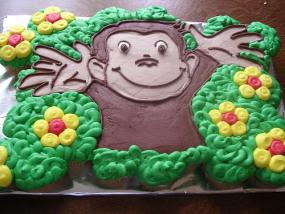 http://cf.ltkcdn.net/cake-decorating/images/std/111839-285x214-MonkeyCupcakeCake.jpg
