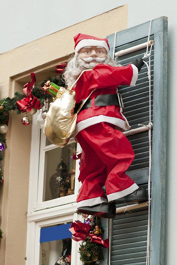 Christmas Window Decoration Ideas [Slideshow]