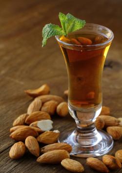 175836-250x354-amaretto-and-almonds.jpg