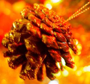 Pine Cone Christmas Tree Ornament