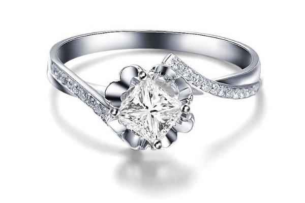 Unique settings wedding rings