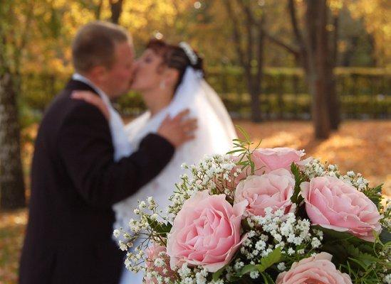 Engagement etiquette party wedding