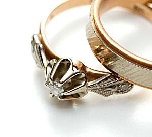Unique rings