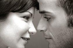 Pictures of Engagement Photo Poses
