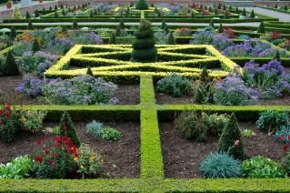 Theme Garden