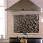 Stikls Flīžu Backsplash