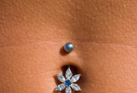 belly button flower ring