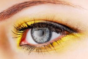 sombra de olho amarelo