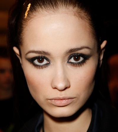 dramatic eye makeup. Dramatic Eye Makeup How To.