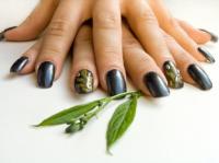 black nails