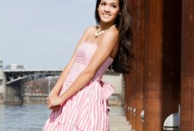 Striped dresses are popular.