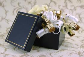 Small gift box with ribbons