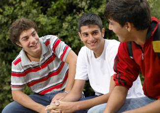 http://cf.ltkcdn.net/teens/images/std/190341-325x229-group-of-teen-boys.jpg