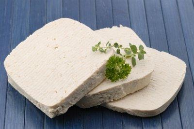 Tofu can be sliced before freezing.