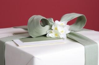 Traditional Wedding Gift List on Traditional Wedding Gifts