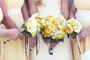Romantiska Ruffles bröllop blommor