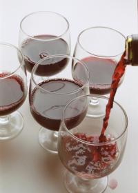Learn the best shape glass for red wine.