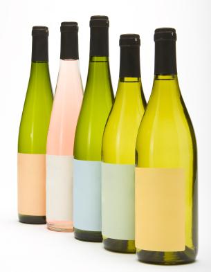 Check Out These FREE, <strong>Printable Wine Bottle Gift Tags</strong>! Printable wine bottle labels template