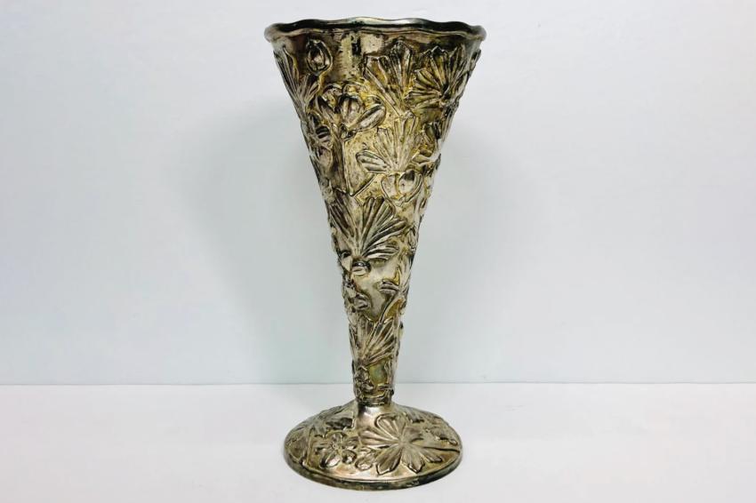 Antique Vase Values What to Know LoveToKnow