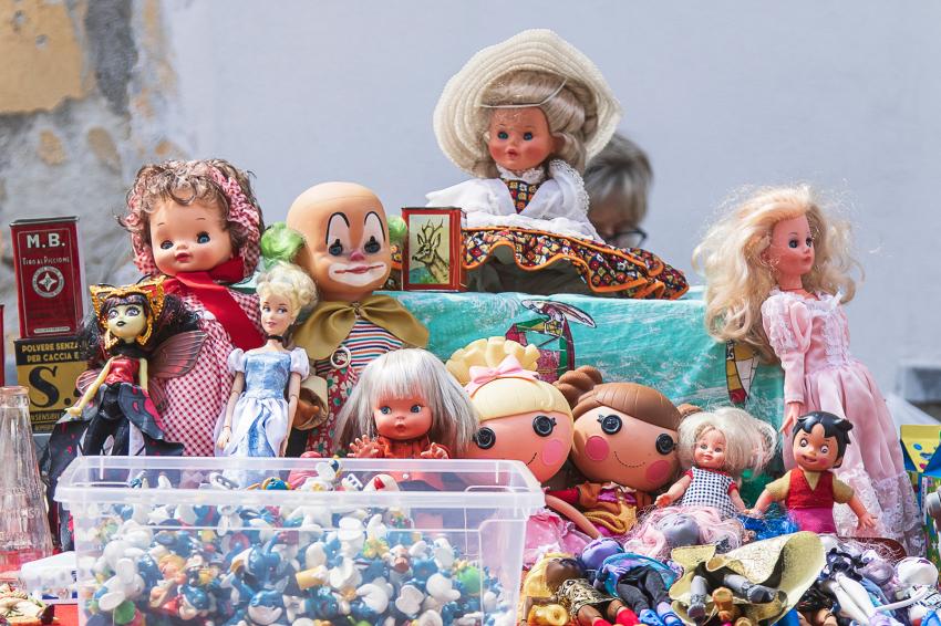 9 Vintage Dolls Worth Way More Than Pretend Money LoveToKnow