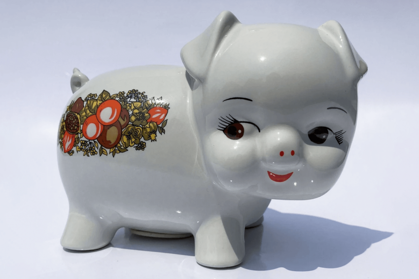 8 Antique & Vintage Piggy Banks Worth Some Serious Coin LoveToKnow