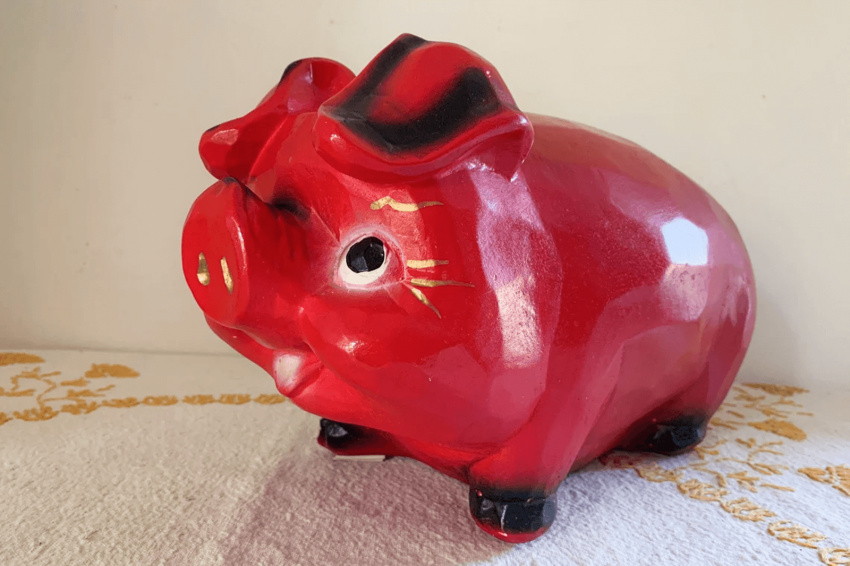 8 Antique & Vintage Piggy Banks Worth Some Serious Coin LoveToKnow