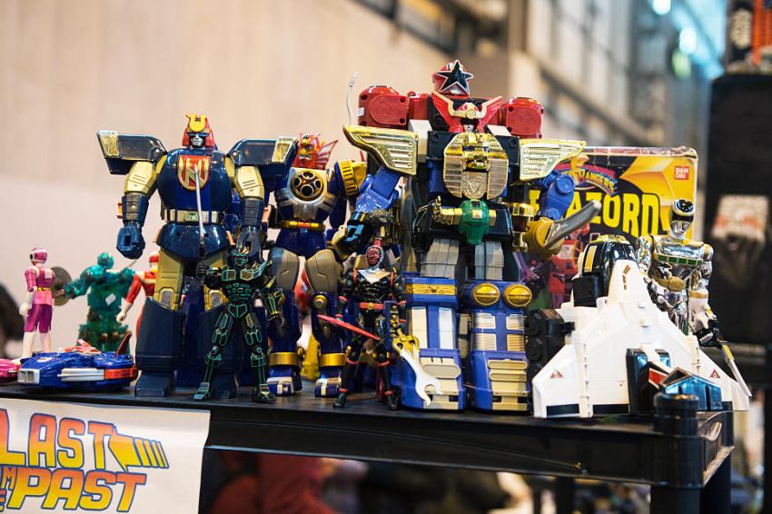 Power Up With 6 Valuable Original Power Rangers Toys LoveToKnow