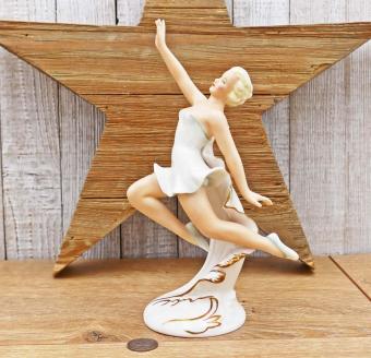 Schaubach Kunst Girl Jumping Figurine