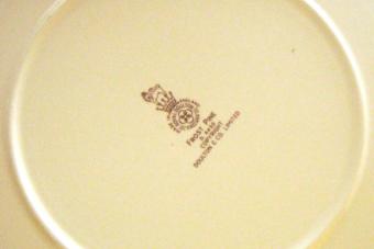 Royal Doulton Marks for Dating & Authentication | LoveToKnow