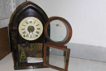 Beehive shelf clock circa 1860