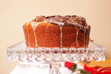square cake stand