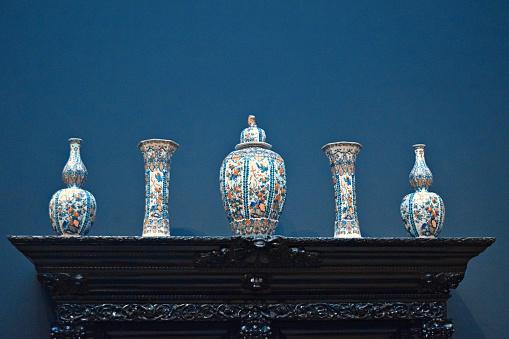 How Much Are My Collectibles Worth Lovetoknow Antique Vases On Table