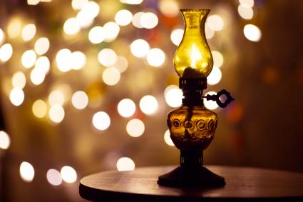 antique table oil lamp