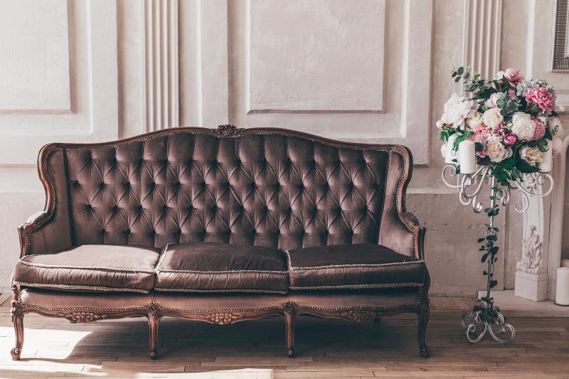 Humidity And Antique Furniture What S The Ideal Level Lovetoknow