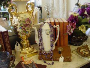 Antiques to Treasure