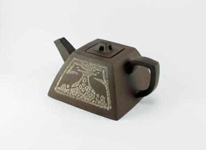 crane teapot
