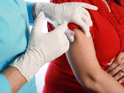 pregnant woman injection