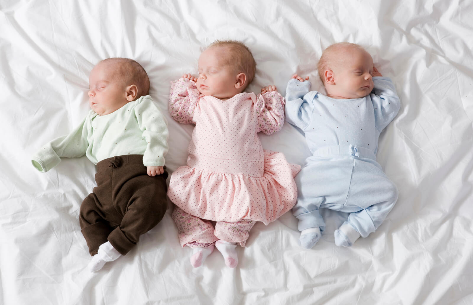 sleeping gowns for newborns