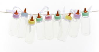 https://cf.ltkcdn.net/baby/images/slide/161451-793x417r1-baby-bottles.jpg