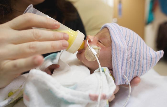 Alimentación de bebés prematuros