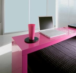 Black and Pink Comforter room