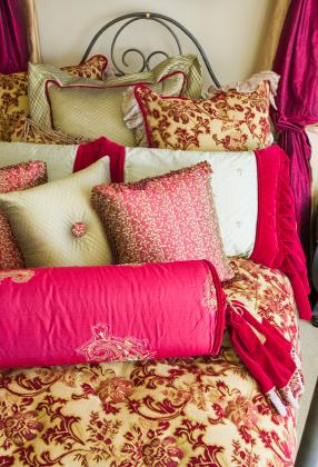 elegant floral bedding