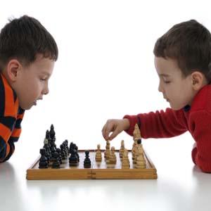 kids playing board games