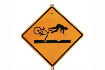 https://cf.ltkcdn.net/business/images/slide/293734-850x566-bicycle-safety-sign.jpg