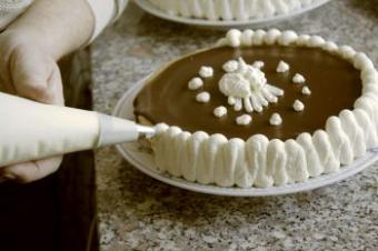 PipingCake.jpg