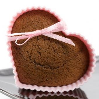 https://cf.ltkcdn.net/cake-decorating/images/slide/113133-398x400-valcup5.jpg