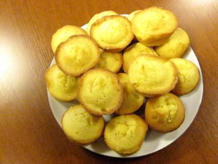 Blank cupcakes ready for decoration.