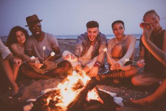 https://cf.ltkcdn.net/camping/images/slide/276495-850x566-foods-bring-camping-13.jpg